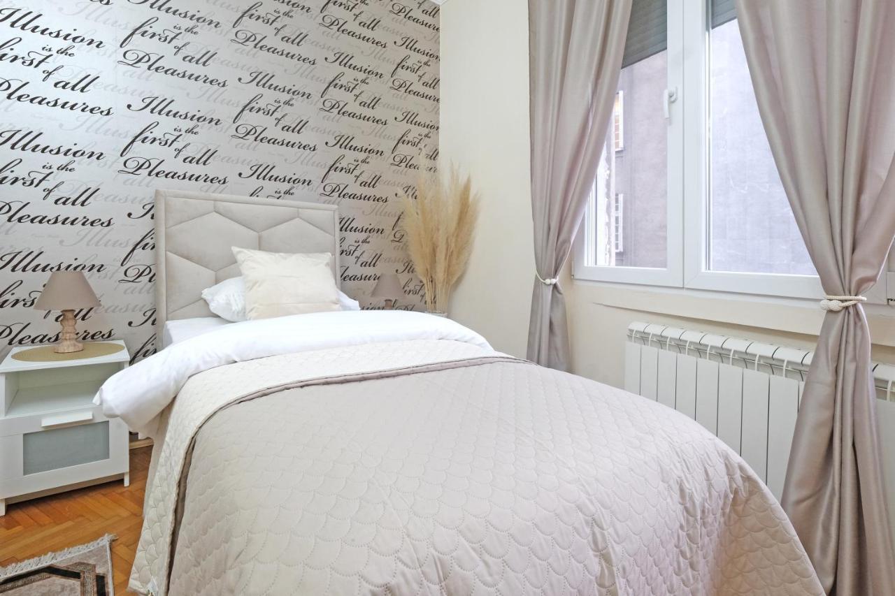 Illusion Downtown Apartment Beograd Eksteriør billede