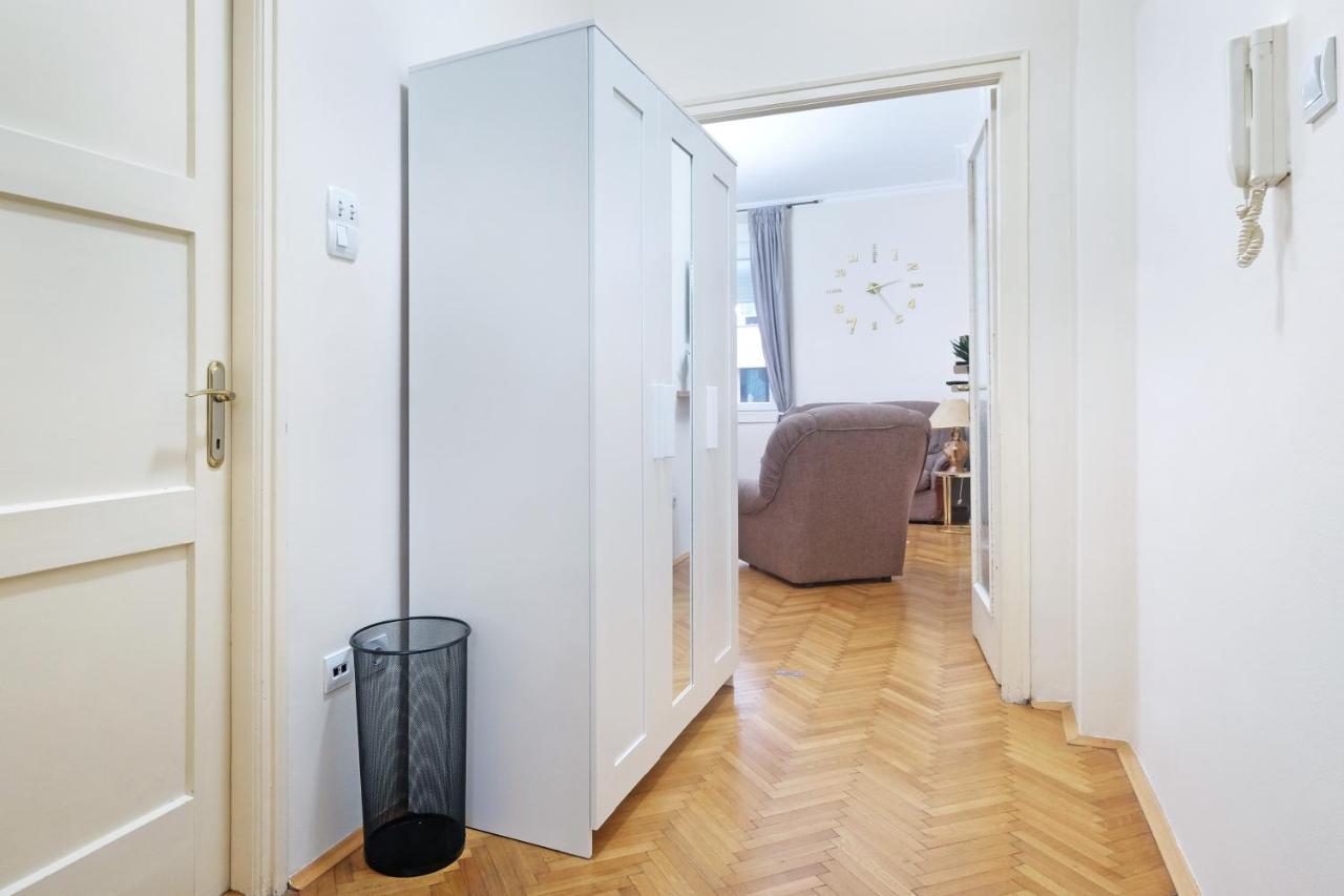 Illusion Downtown Apartment Beograd Eksteriør billede